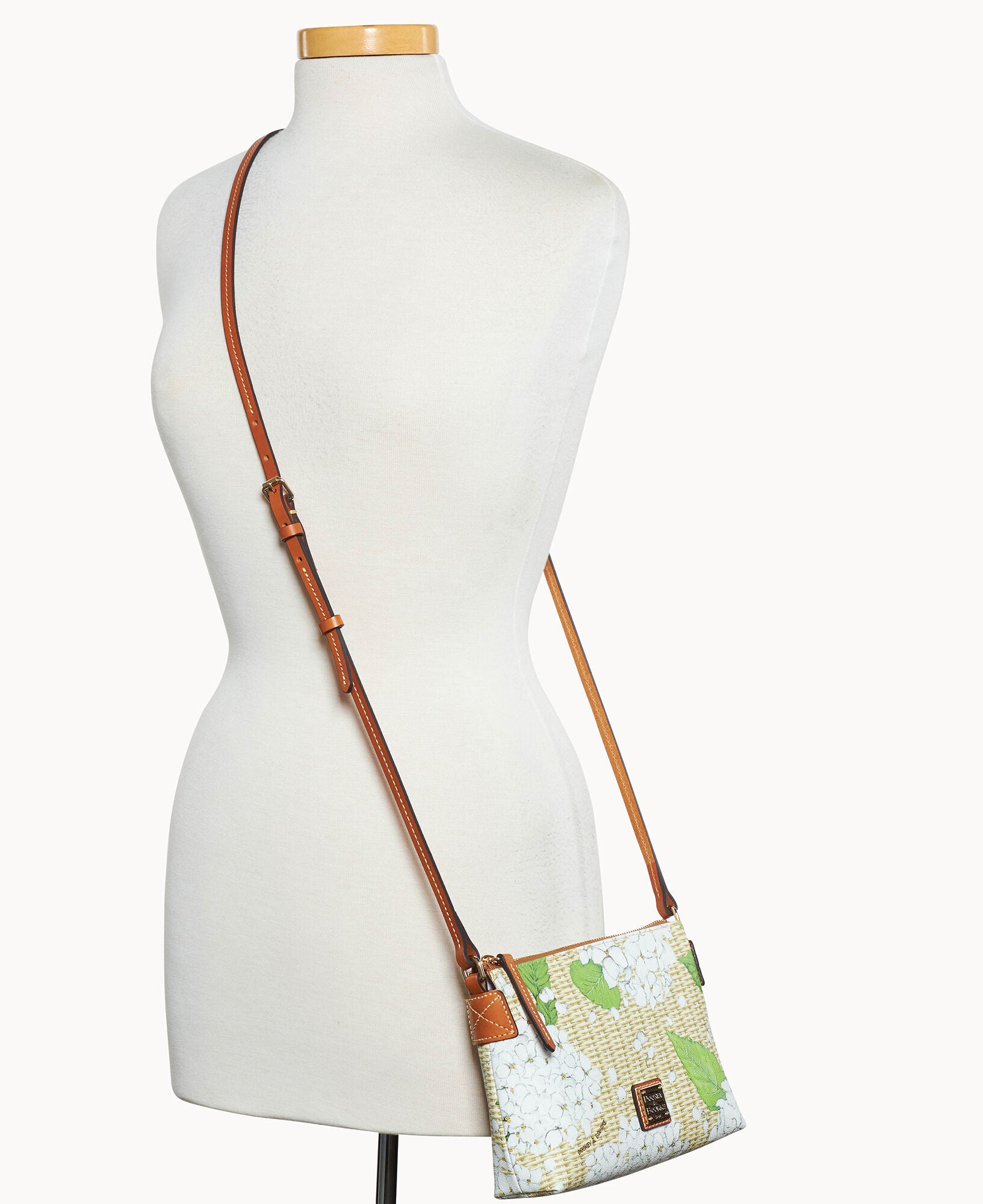 Hydrangea Basketweave Crossbody Pouchette - Image 16