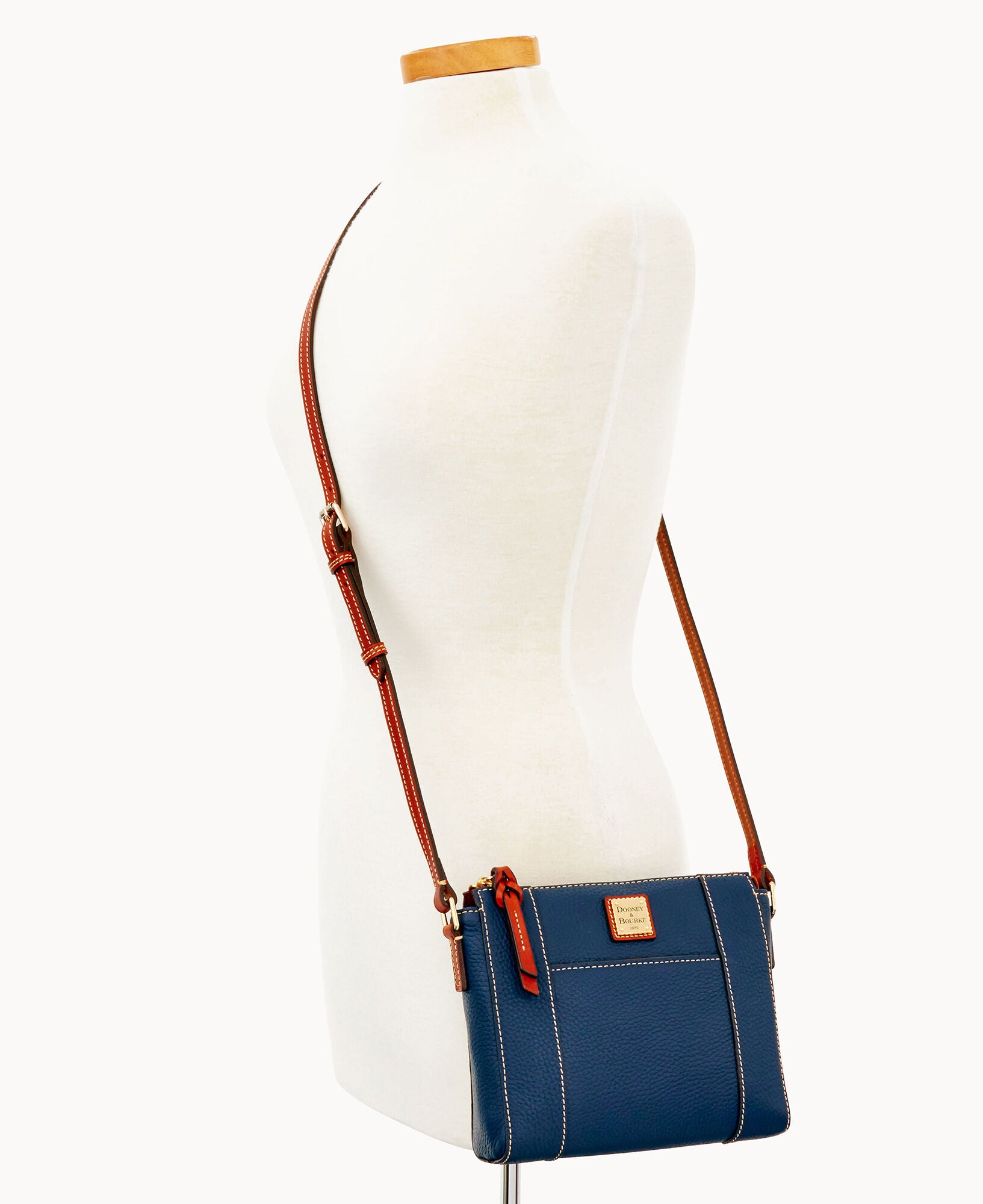 Pebble Grain Lexington Crossbody - Image 8