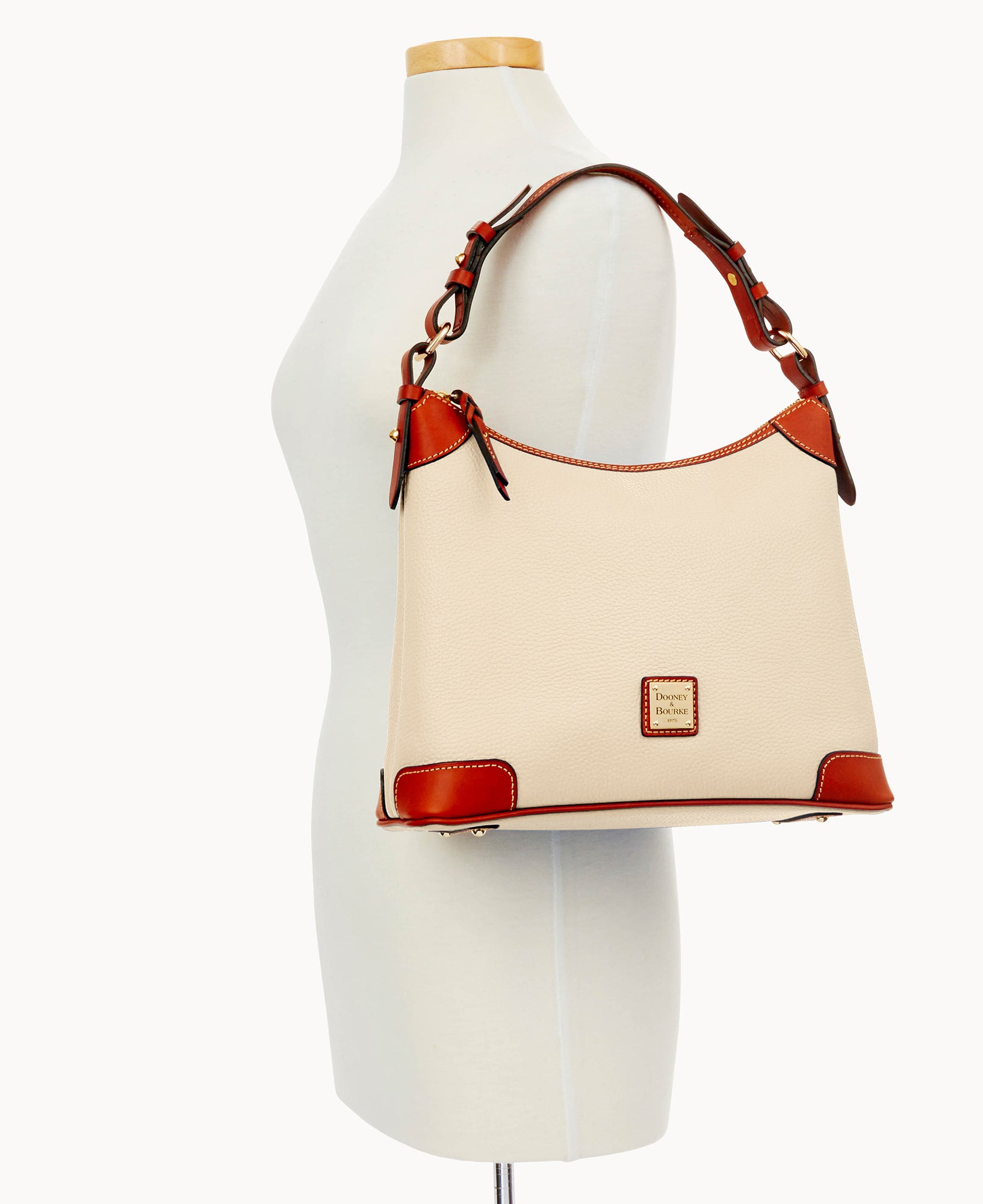 Pebble Grain Hobo - Image 10