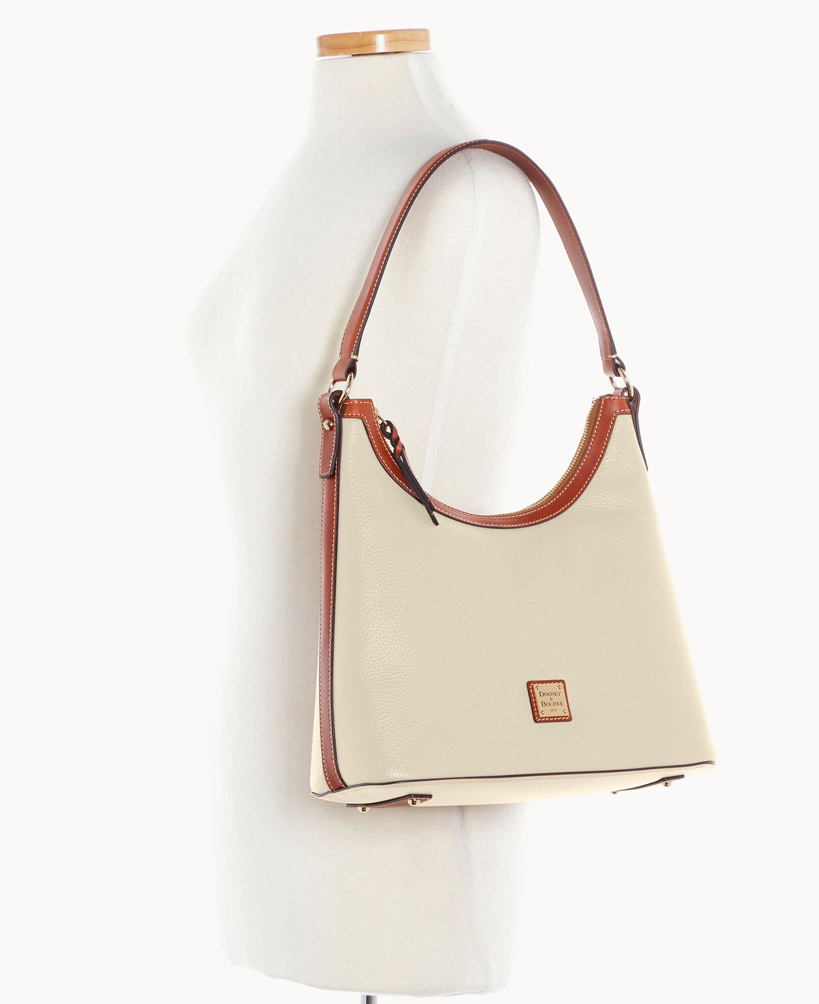 Pebble Grain Hobo - Image 15