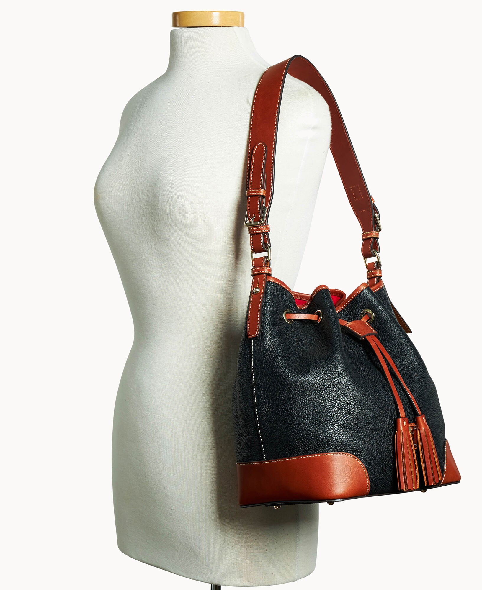 Pebble Grain Drawstring - Image 8