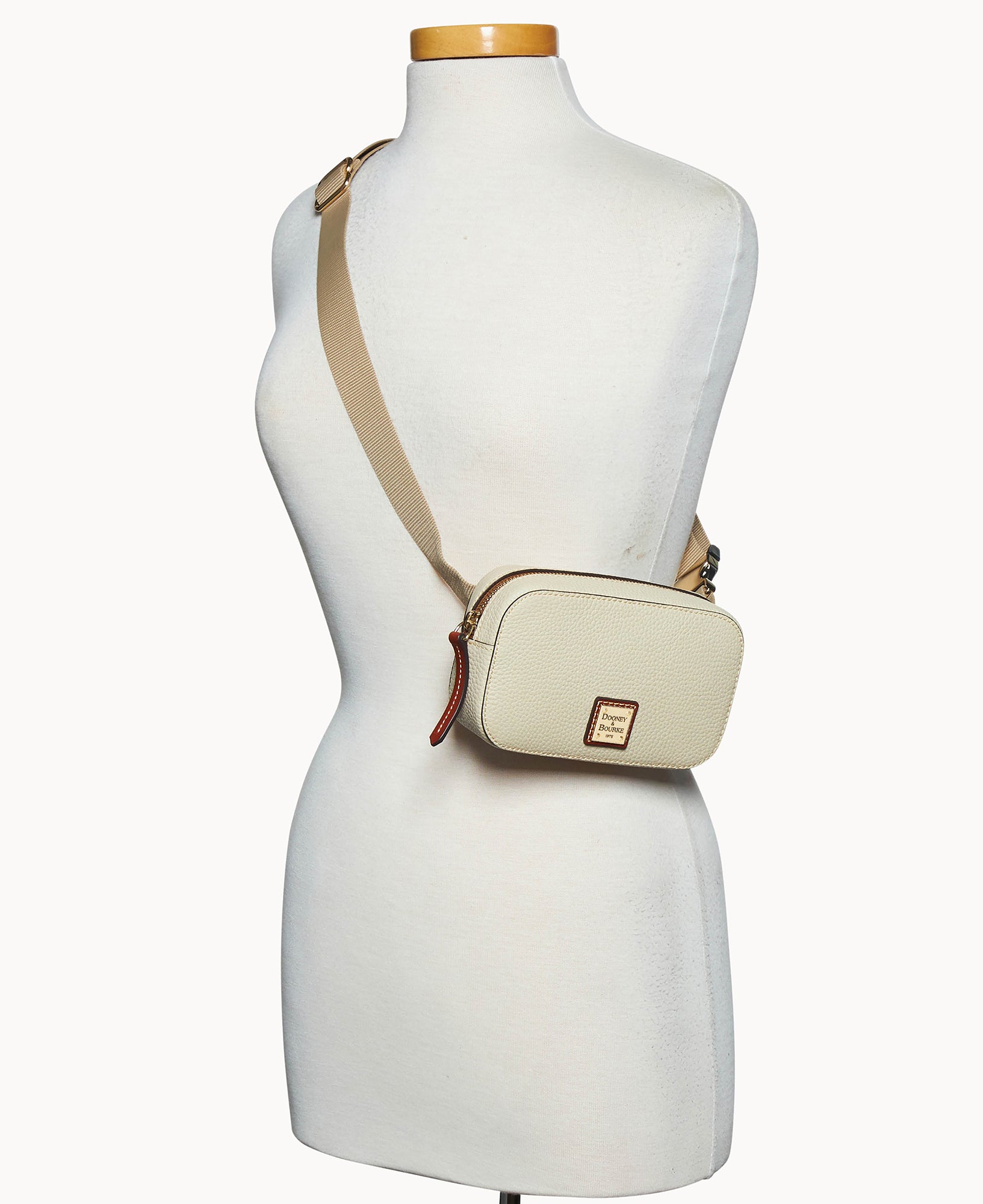Pebble Grain Belt Bag - Image 5
