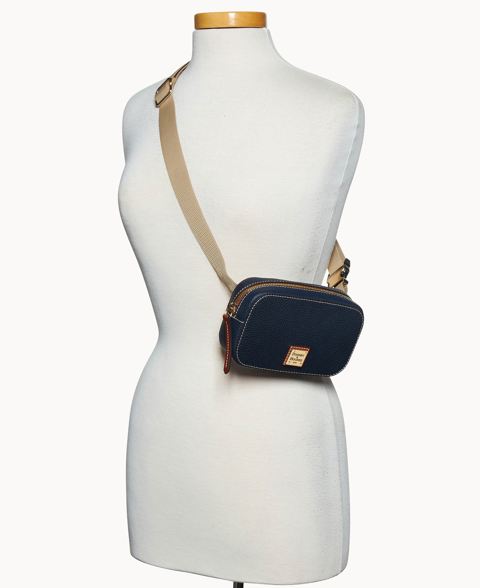 Pebble Grain Belt Bag - Image 14