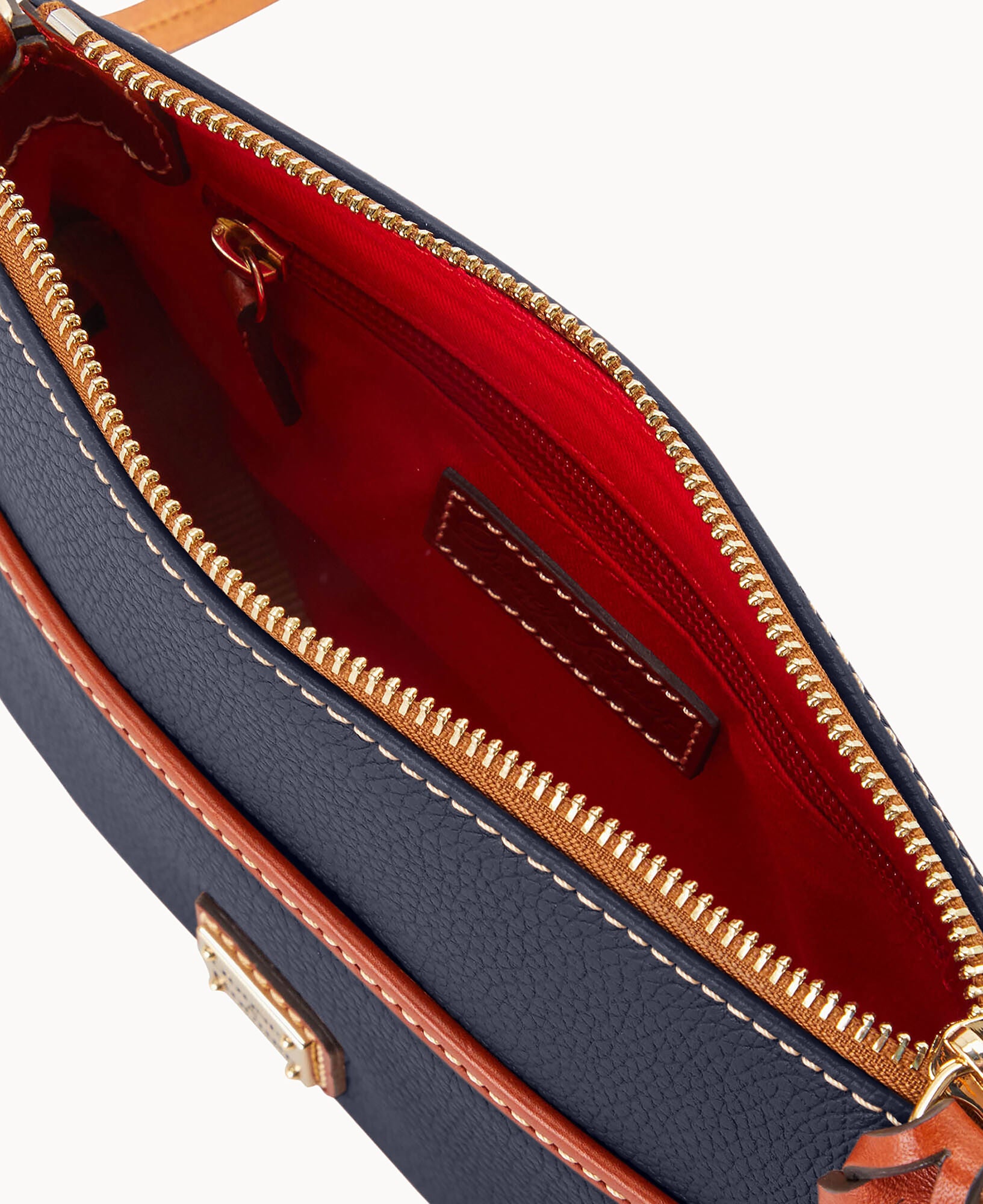 Pebble Grain Katie Crossbody - Image 3