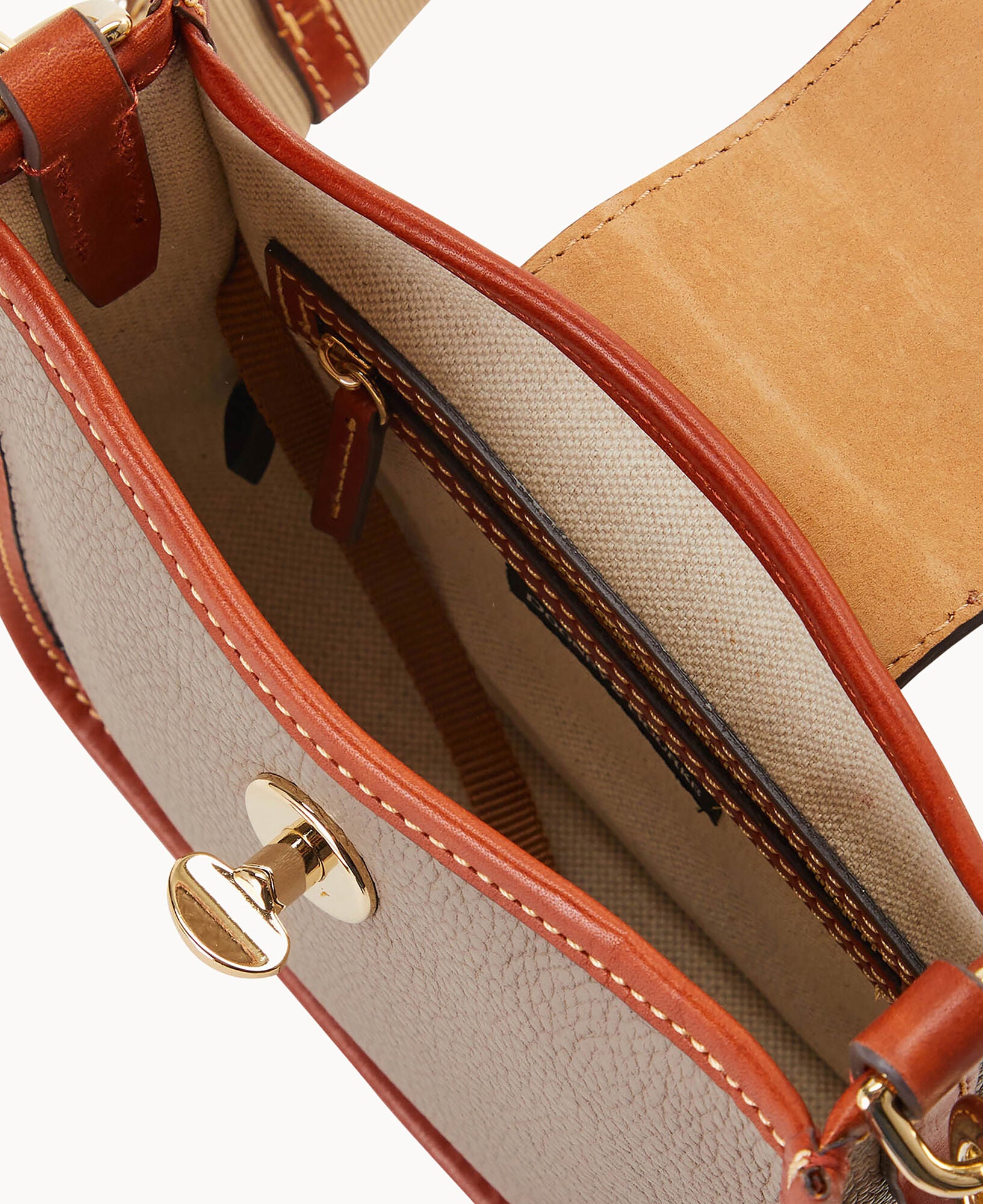 Pebble Turnlock Messenger 20 - Image 23