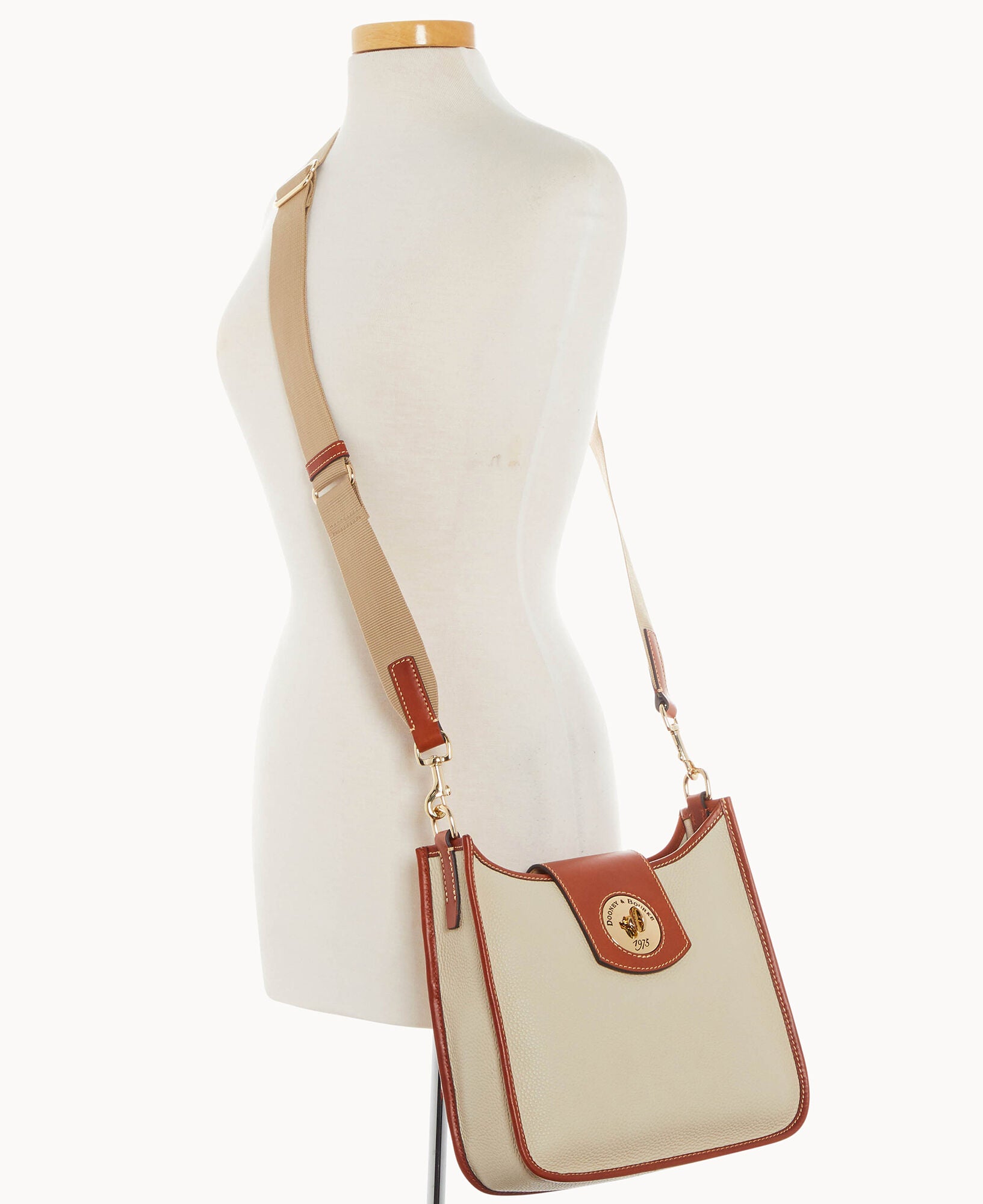 Pebble Turnlock Messenger 28 - Image 20