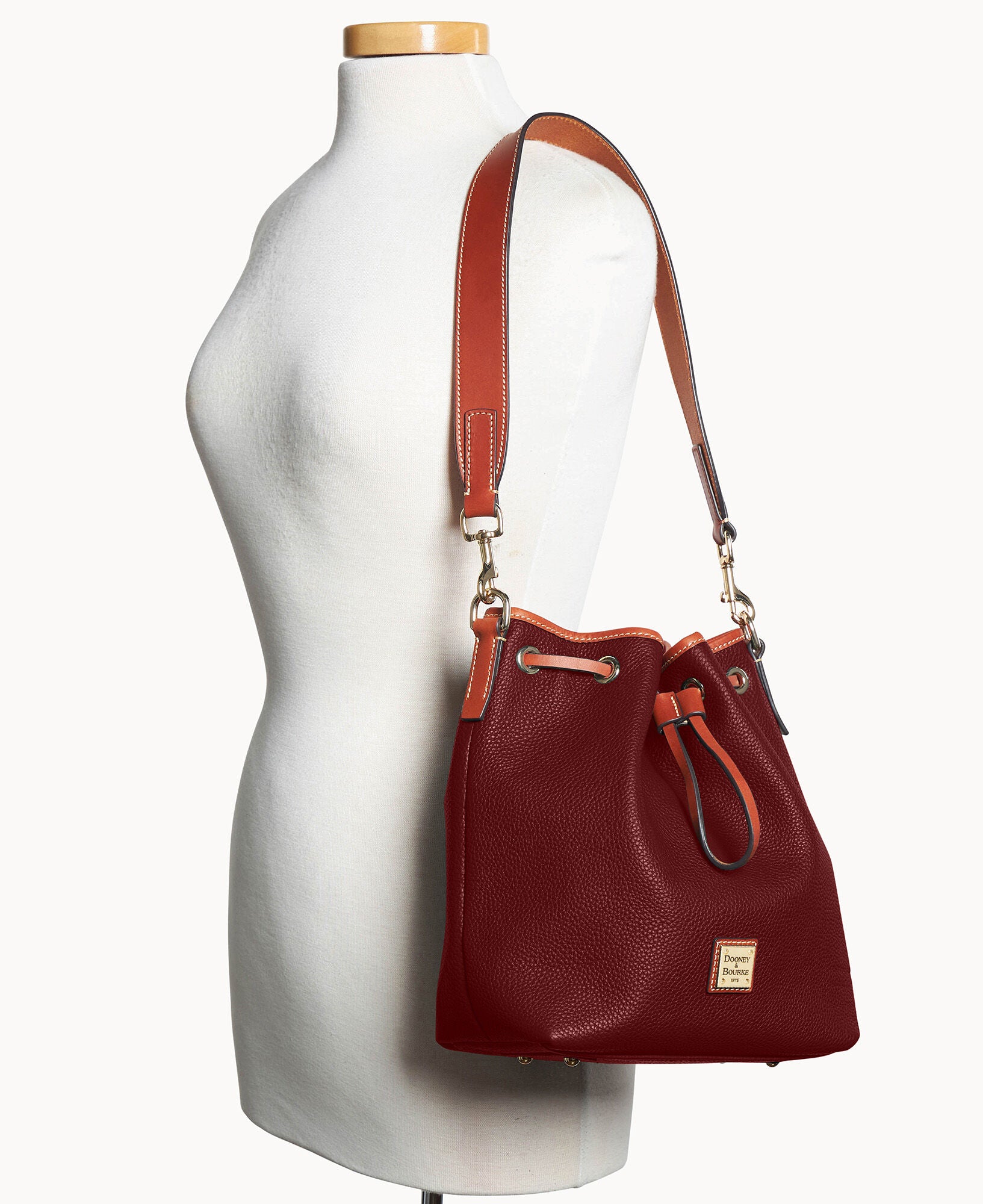 Pebble Grain Drawstring - Image 11