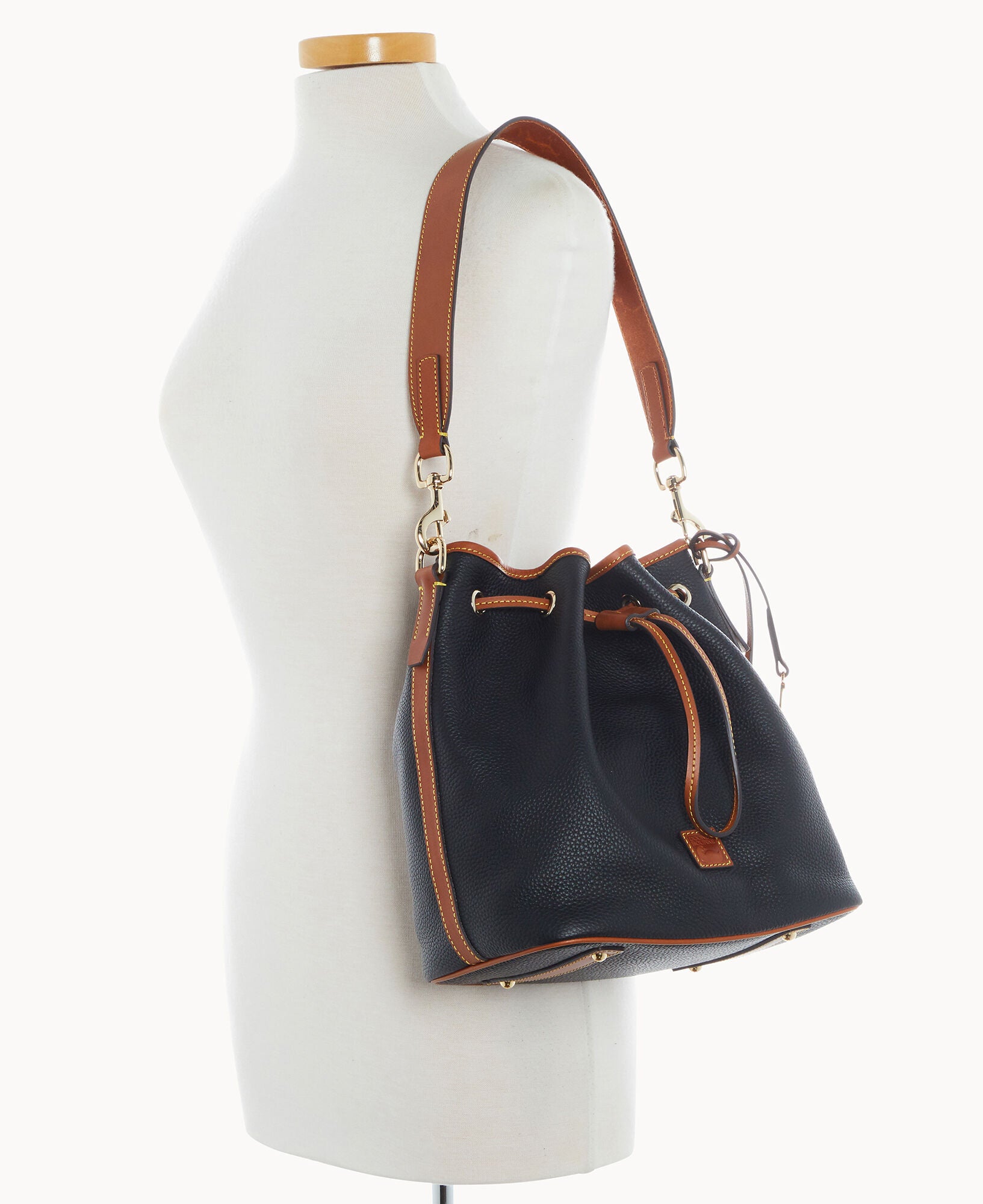 Pebble Grain Drawstring - Image 4