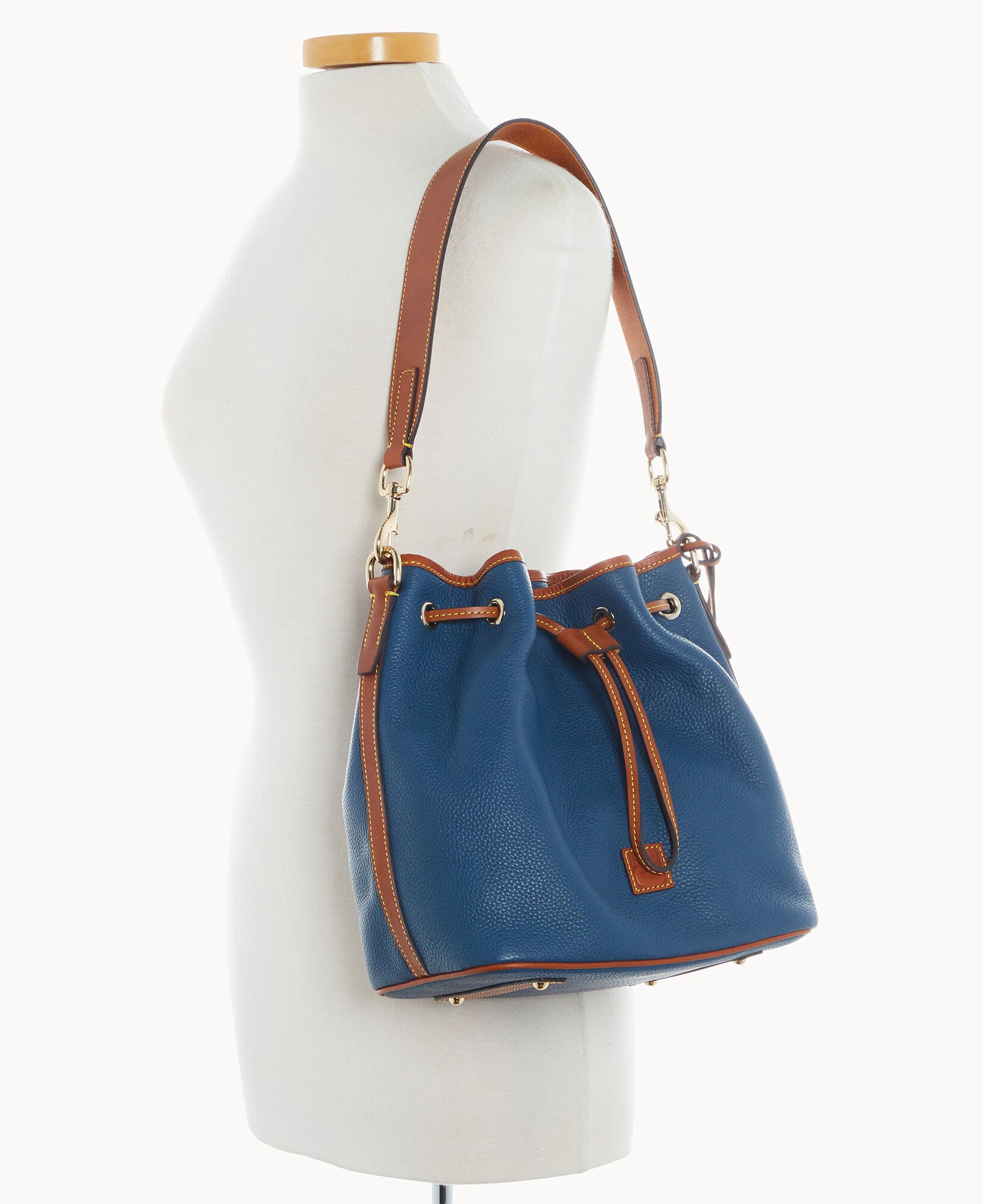 Pebble Grain Drawstring - Image 29