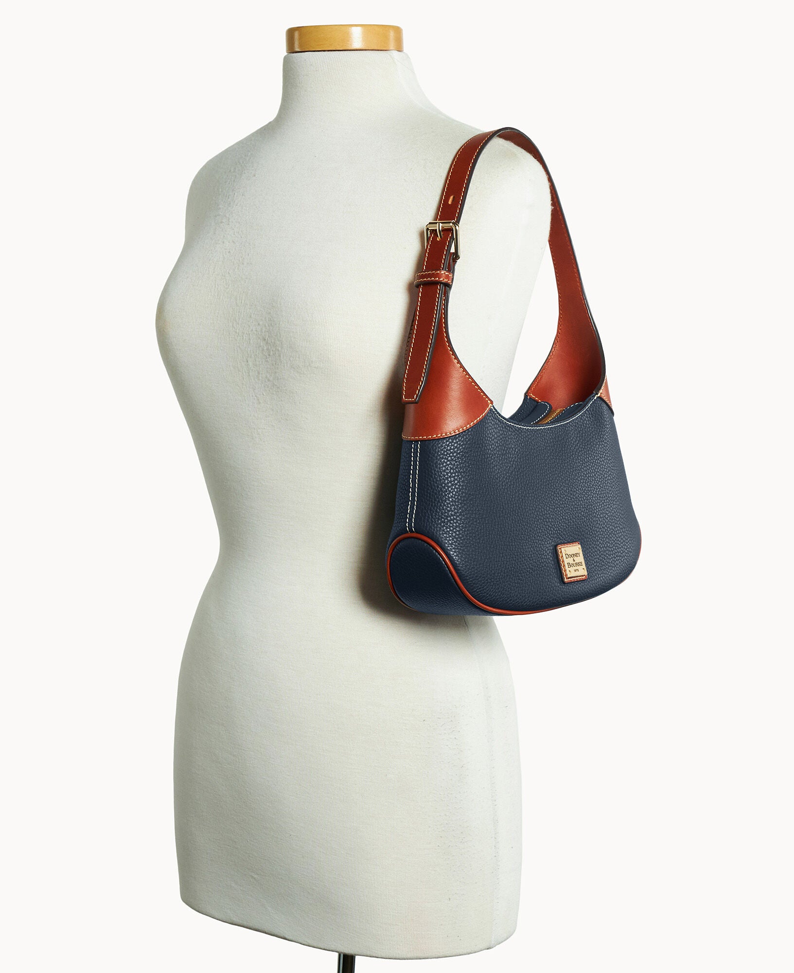 Pebble Grain Hobo - Image 29