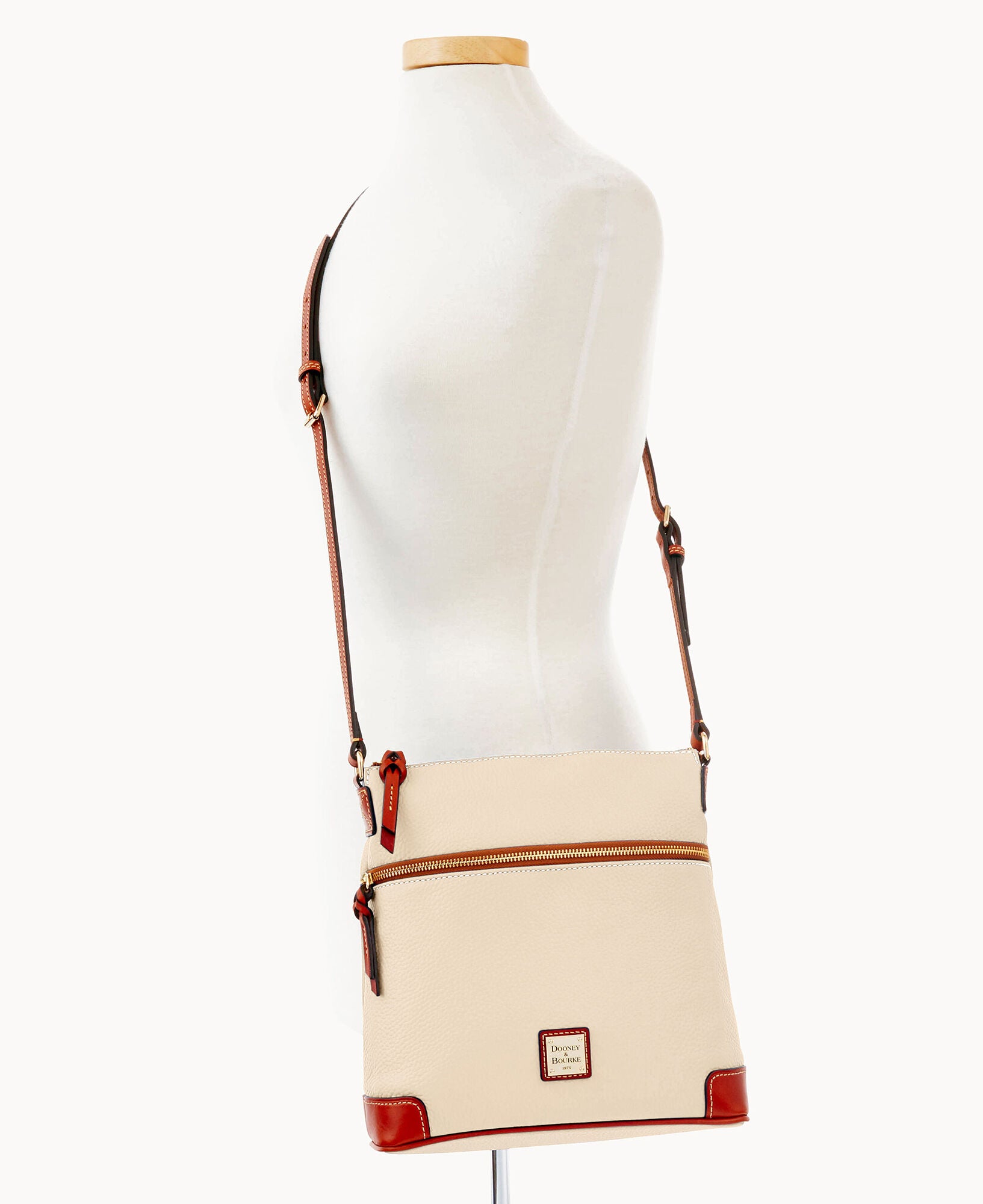 Pebble Grain Crossbody - Image 17