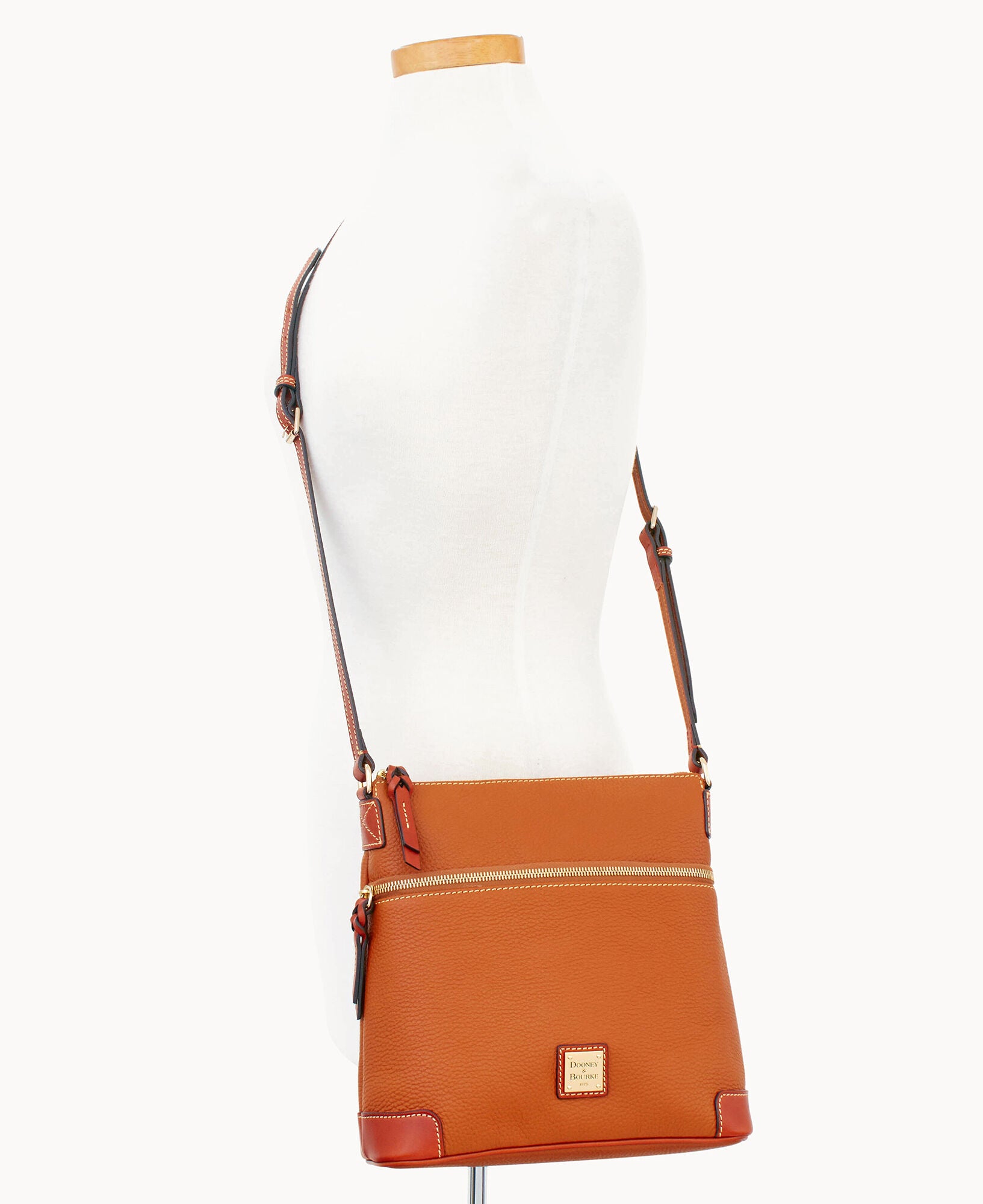 Pebble Grain Crossbody - Image 26