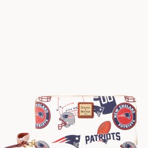 NFL Patriots Large Zip Around Wristlet