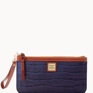 Oakdale Clutch Wristlet
