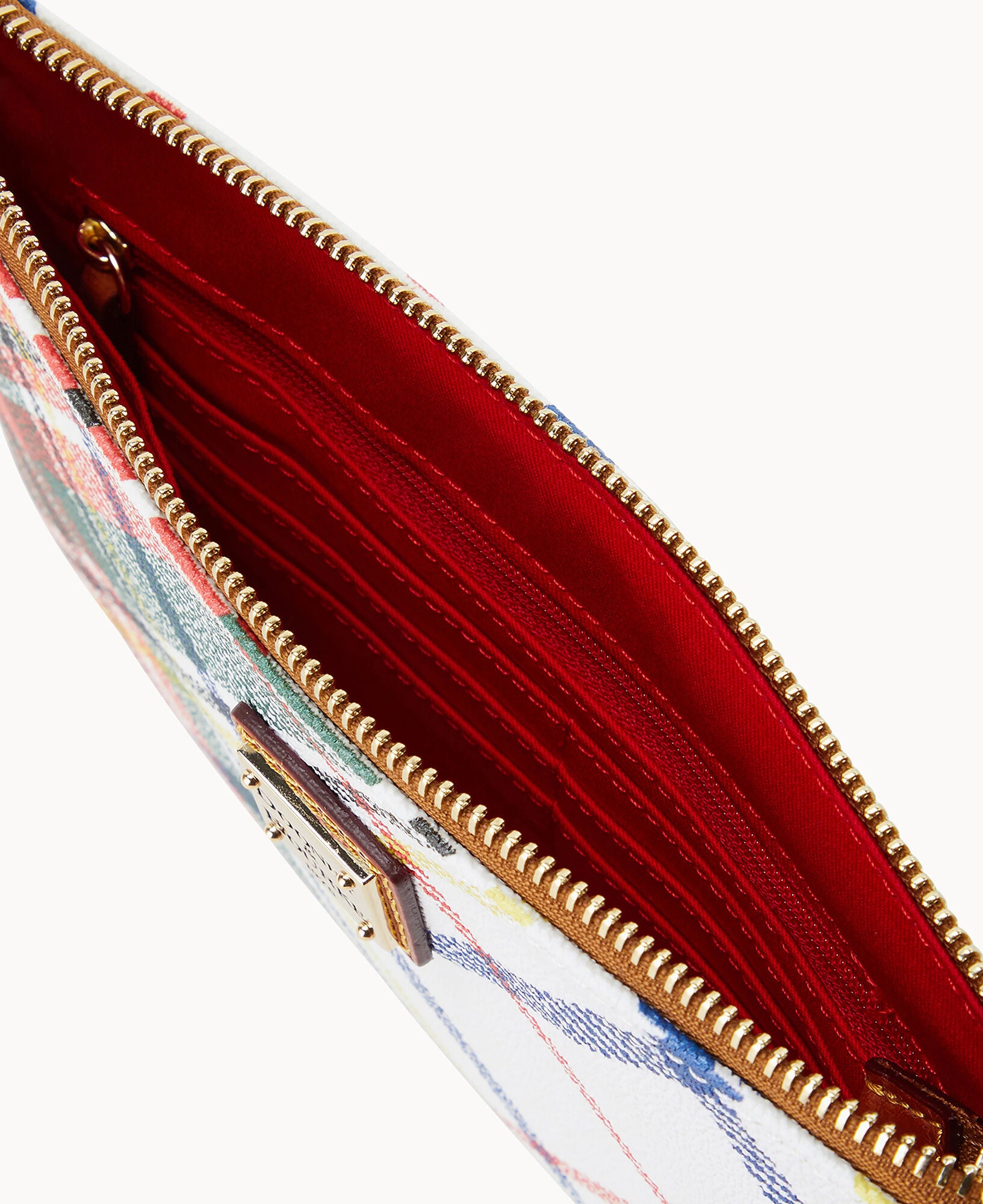Windsor Carrington Wristlet - Image 3