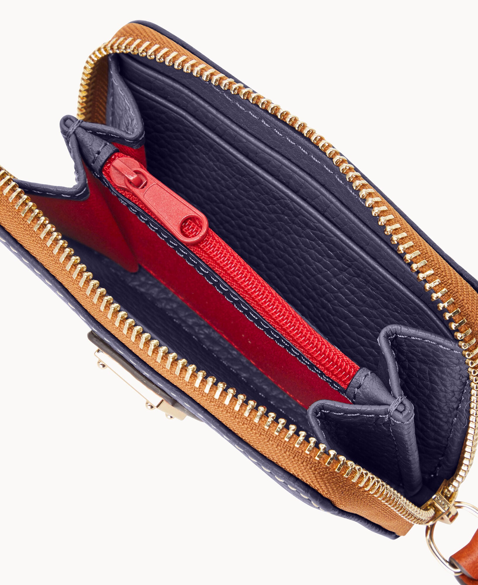 Pebble Grain Large Zip Around Credit Card Case - Image 27