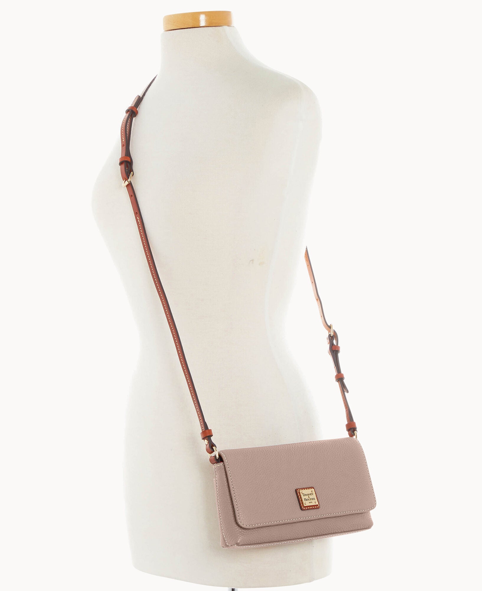 Pebble Grain Becca Crossbody - Image 12
